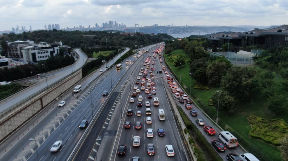 Okullar açıldı, İstanbul trafiği durma noktasına geldi #2