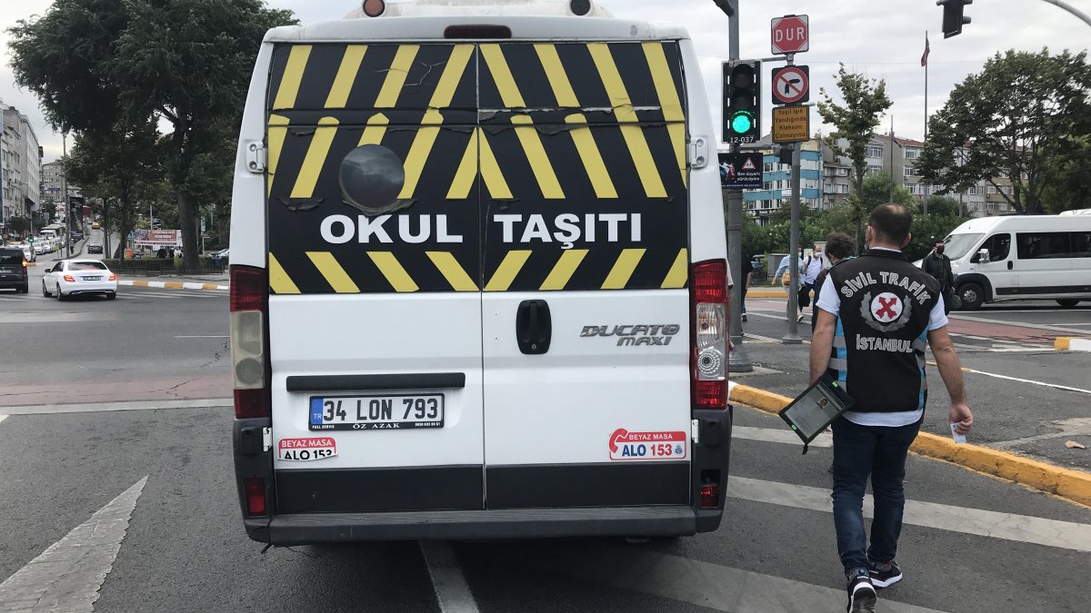 İstanbul'da trafik ekiplerinden okul servislerine denetim 