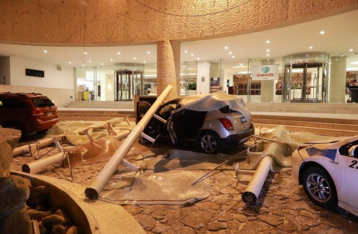  Mavi ışıklar görüldü #8