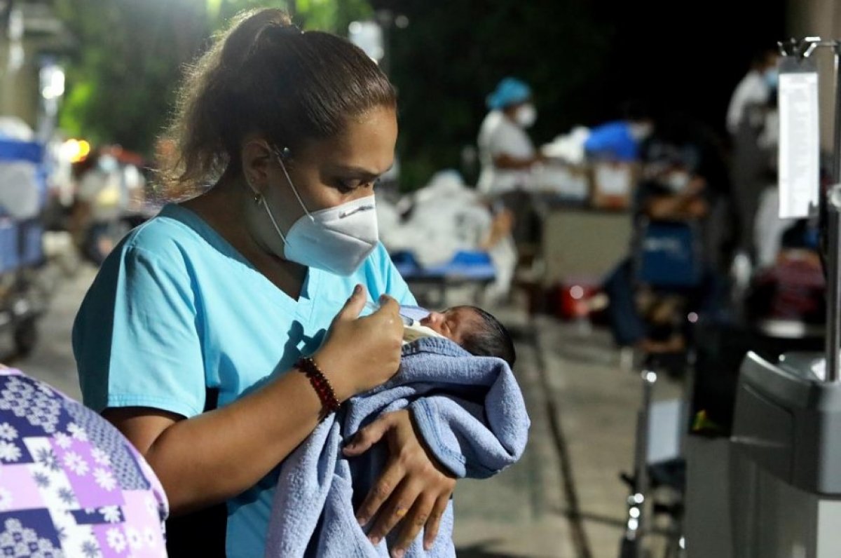  Mavi ışıklar görüldü #15