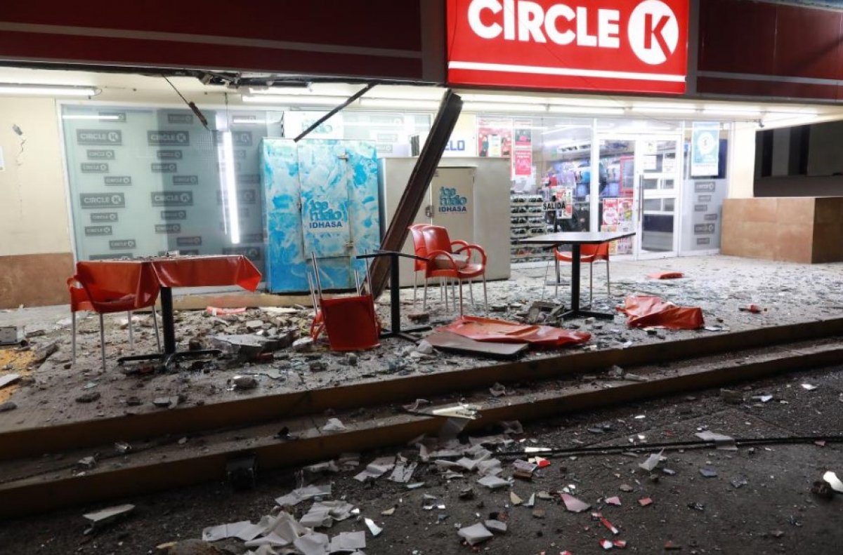  Mavi ışıklar görüldü #7