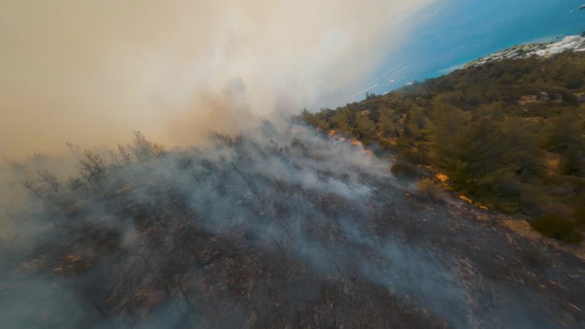 Muğla daki yangının yarış drone u ile çekilen görüntüleri ortaya çıktı #3