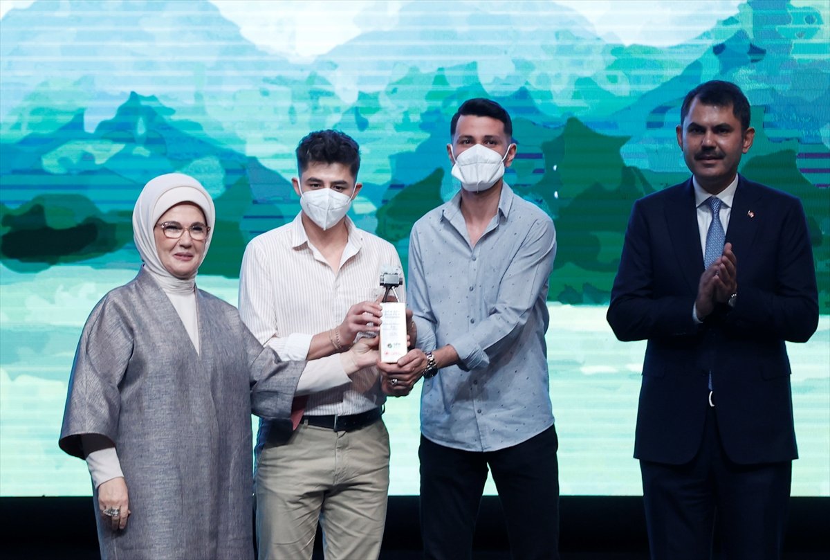 Emine Erdoğan ve Murat Kurum, Sıfır Atık Kısa Film Yarışması nın ödül törenine katıldı #5