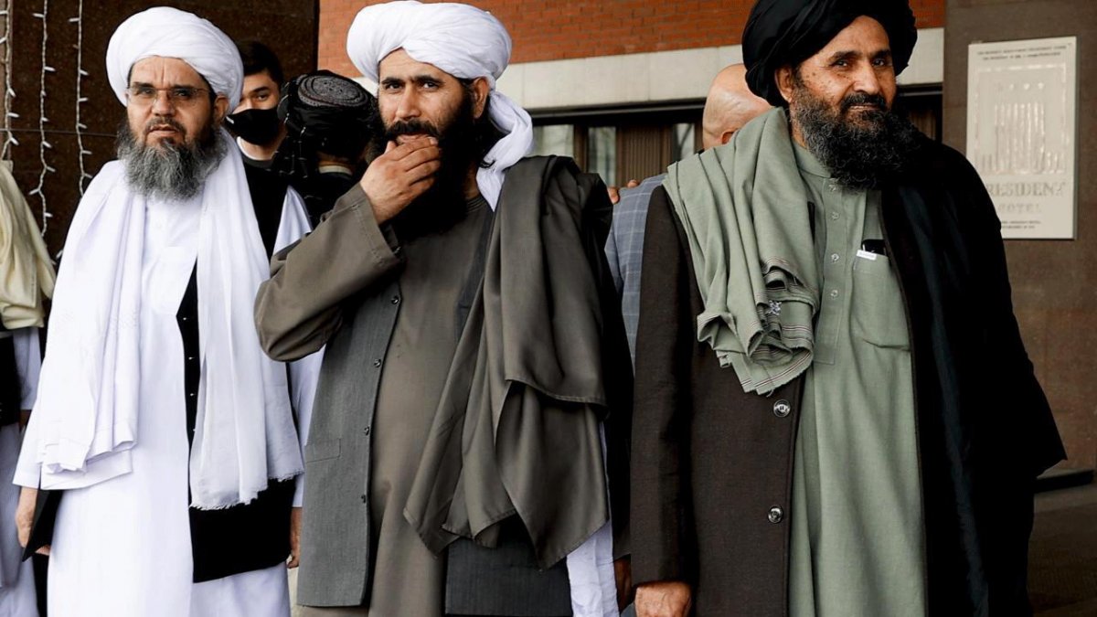 Taliban ın açıkladığı hükümette 30 Peştun görev aldı #1