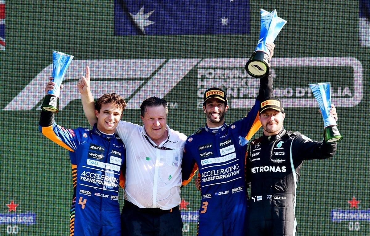 Formula 1 İtalya Grand Prix sini Ricciardo kazandı #7