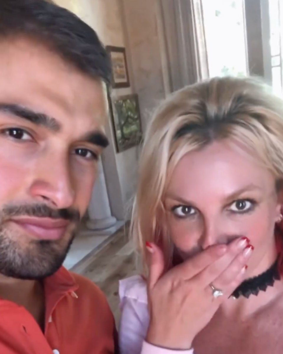 Britney Spears, Sam Asghari ile nişanlandı #1