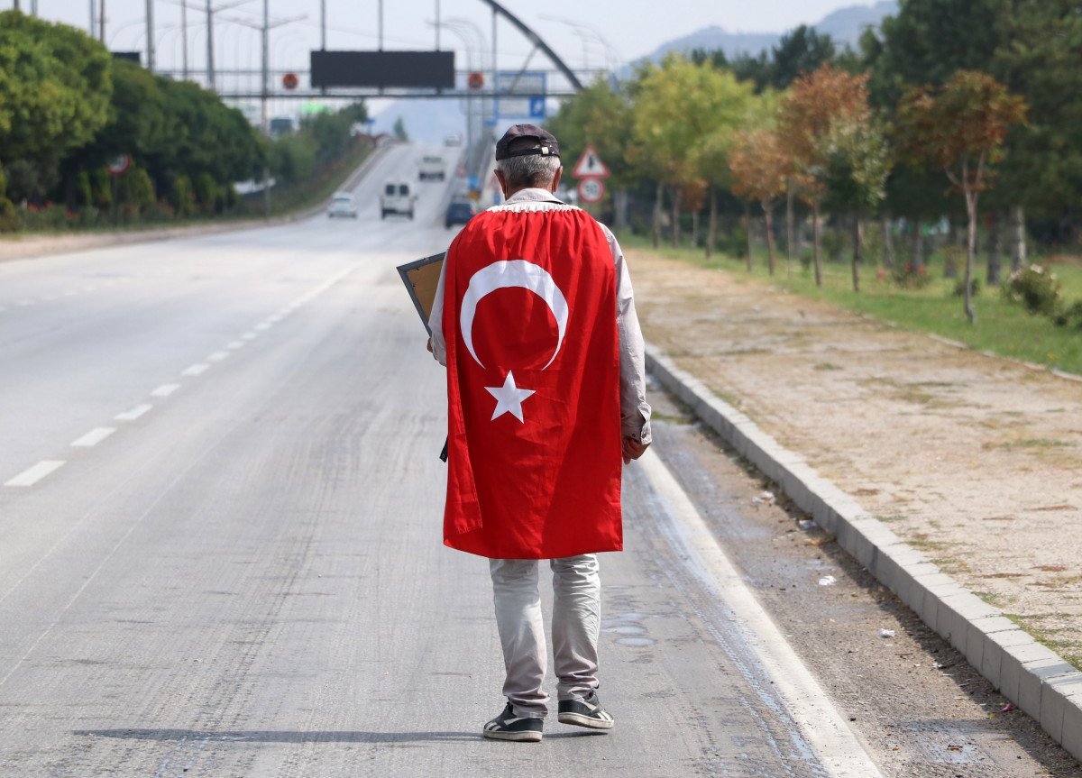 PKK’nın kaçırdığı kızı için Ankara’ya yürüyen baba, Afyonkarahisar’a ulaştı #2