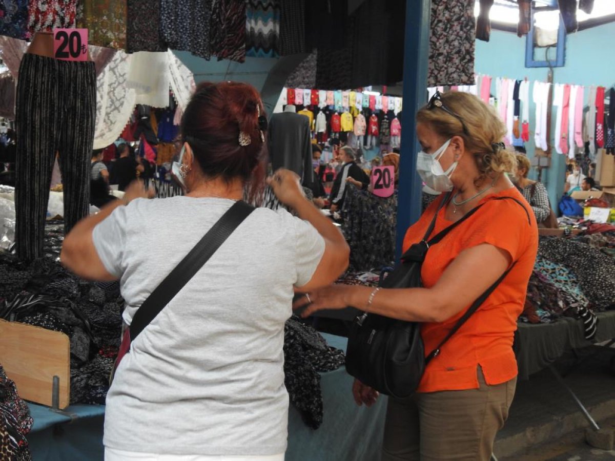 Edirne Ulus Pazarı, turistler tarafından yoğun ilgi görüyor #5
