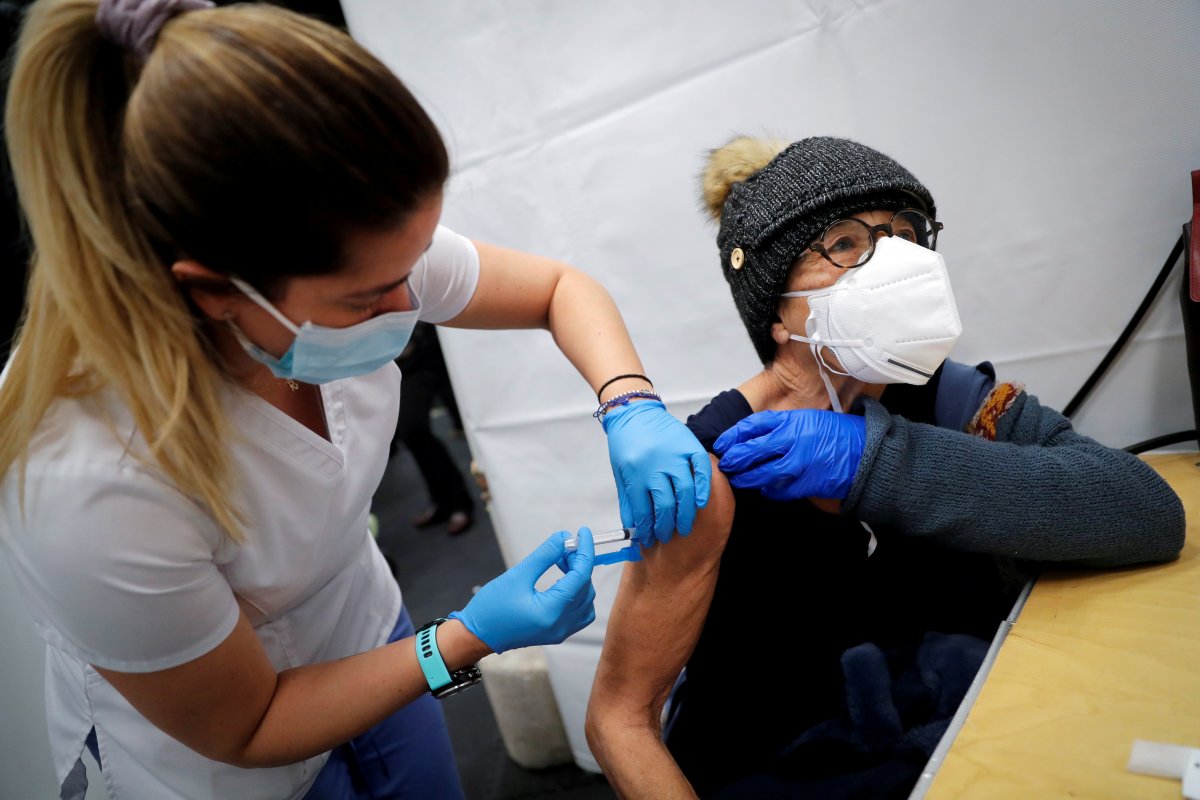 ABD de 3 üncü doz aşının sadece yaşlılara uygulanması tavsiye edildi #4