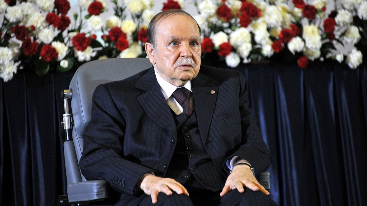 Cezayir in eski Cumhurbaşkanı Abdulaziz Buteflika hayatını kaybetti #3