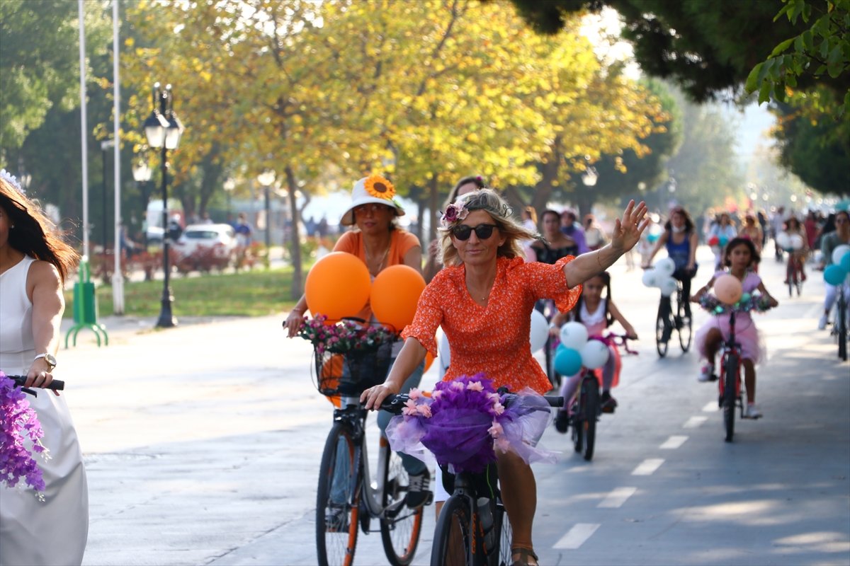 Türkiye nin dört bir yanında Süslü Kadınlar Bisiklet Turu düzenlendi #5