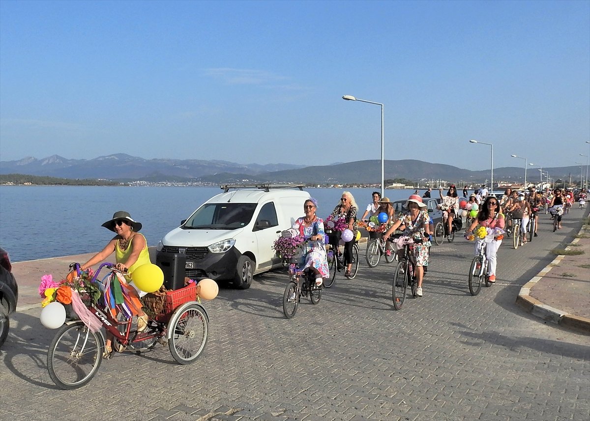 Türkiye nin dört bir yanında Süslü Kadınlar Bisiklet Turu düzenlendi #25