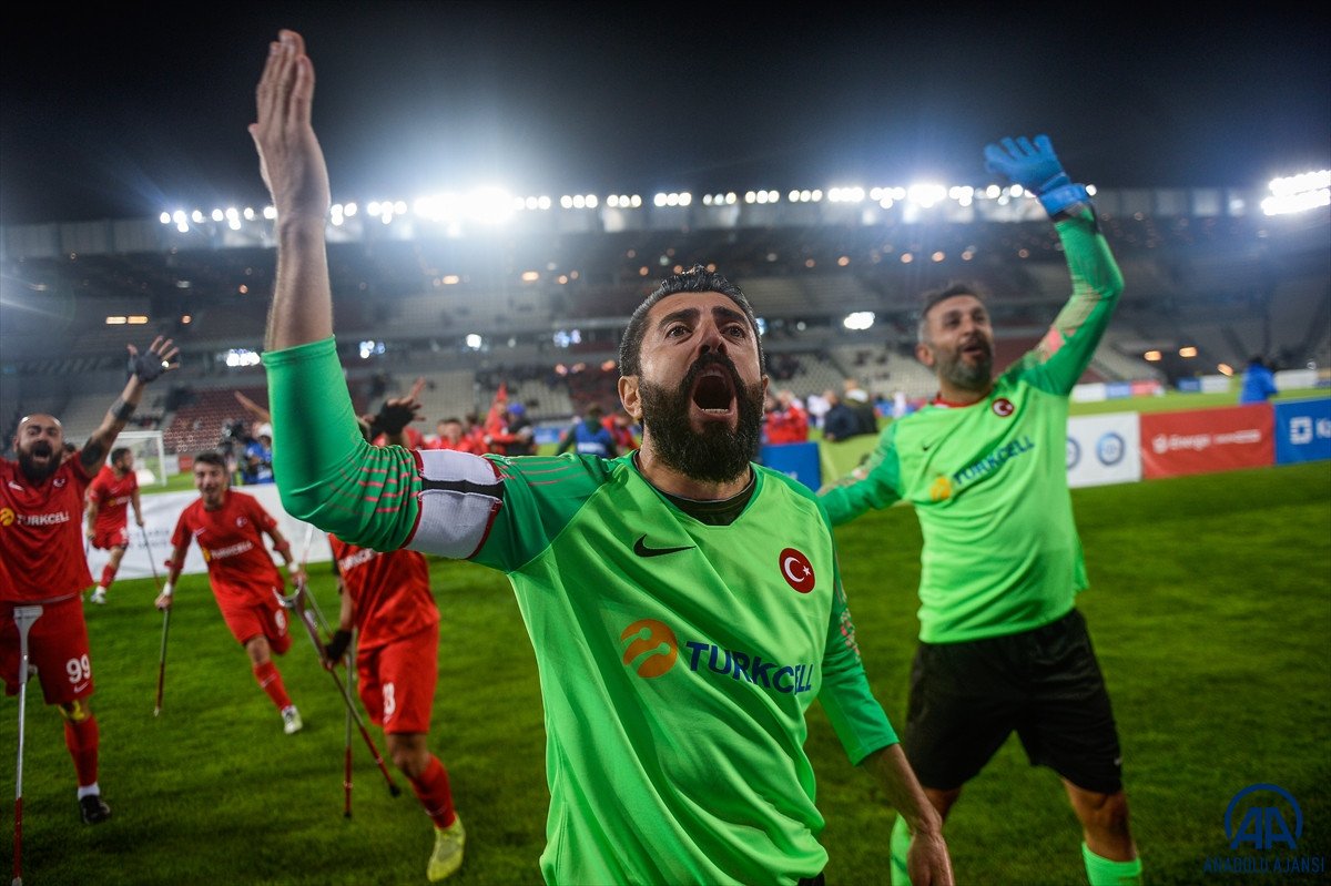 Süleyman Soylu, Ampute Futbol Milli Takımı sporcularını tebrik etti #6