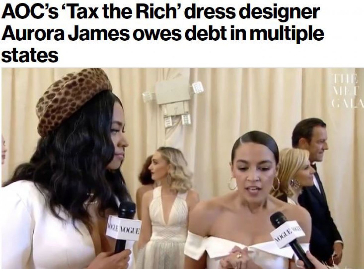 Alexandria Ocasio-Cortez’in yazılı elbisesiyle ilgili dikkat çeken ayrıntı #4