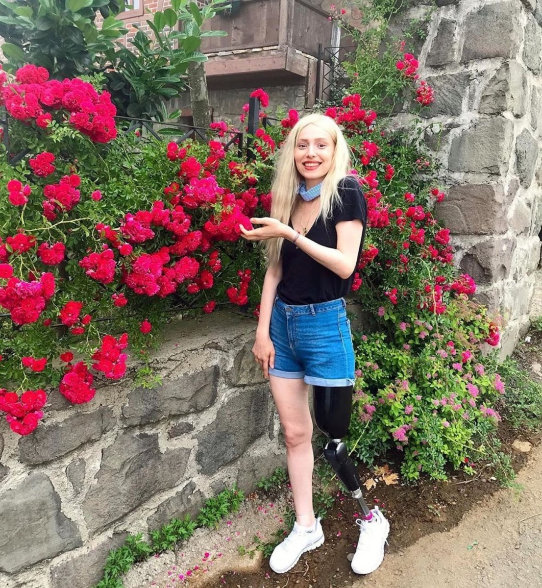  Neslican Tay kimdir, ne kanseriydi, kaç yaşında öldü? #1