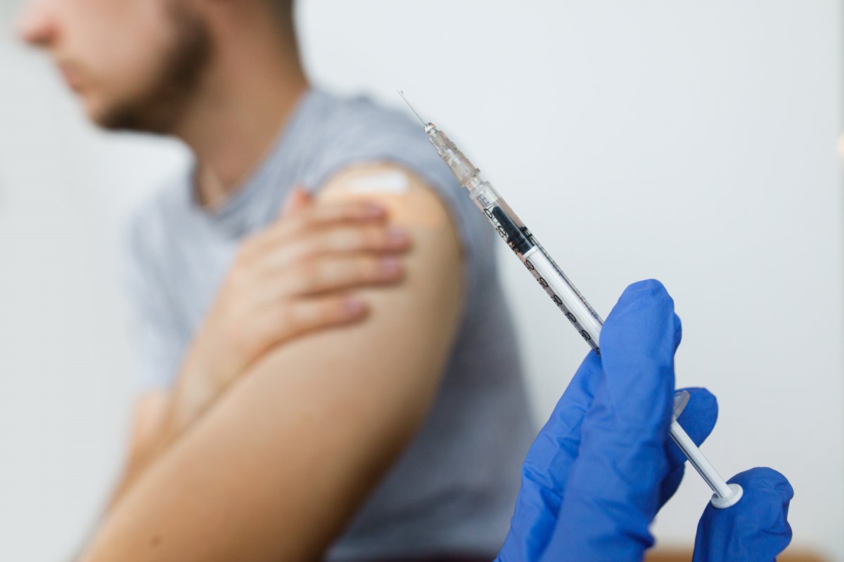 Koronavirüs aşıları hakkında yanlış bilinen 6 gerçek #1