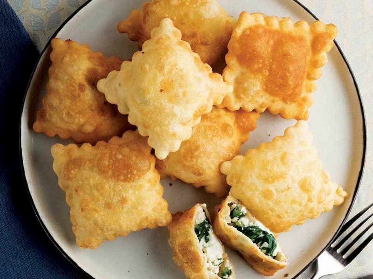  Lezzetiyle büyüleyen puf böreği tarifi #1