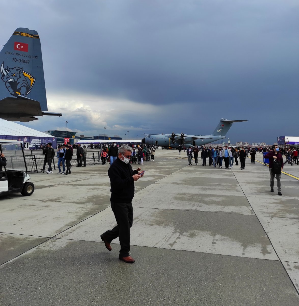 Yağmura rağmen TEKNOFEST e yoğun ilgi devam ediyor #1