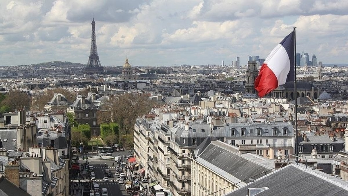 Fransa da Danıştay, İslamofobi ile Mücadele Kolektifi nin kapatılmasını onayladı #1