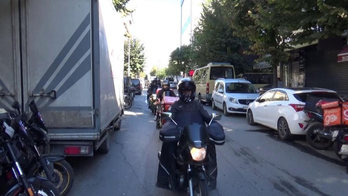 Sultangazi’de 720 motosikletli kurye, kahvaltıda bir araya geldi #2