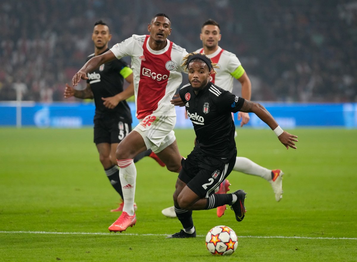 Beşiktaş, Ajax a 2-0 mağlup oldu #7