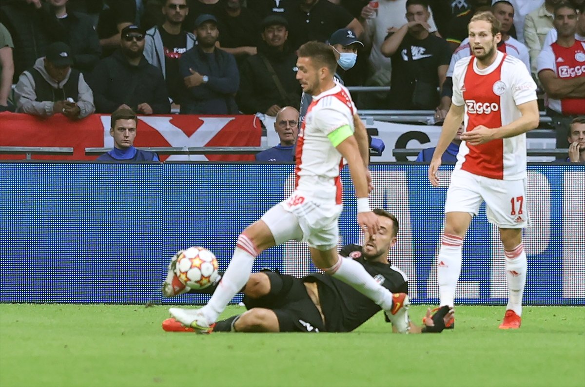 Beşiktaş, Ajax a 2-0 mağlup oldu #3
