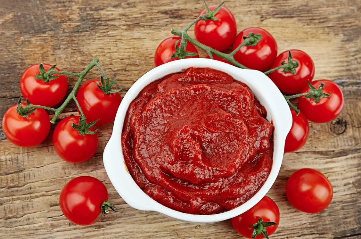 Çürüyen domatesleri sakın çöpe atmayın! Konserve, salça, maske, fide… #1