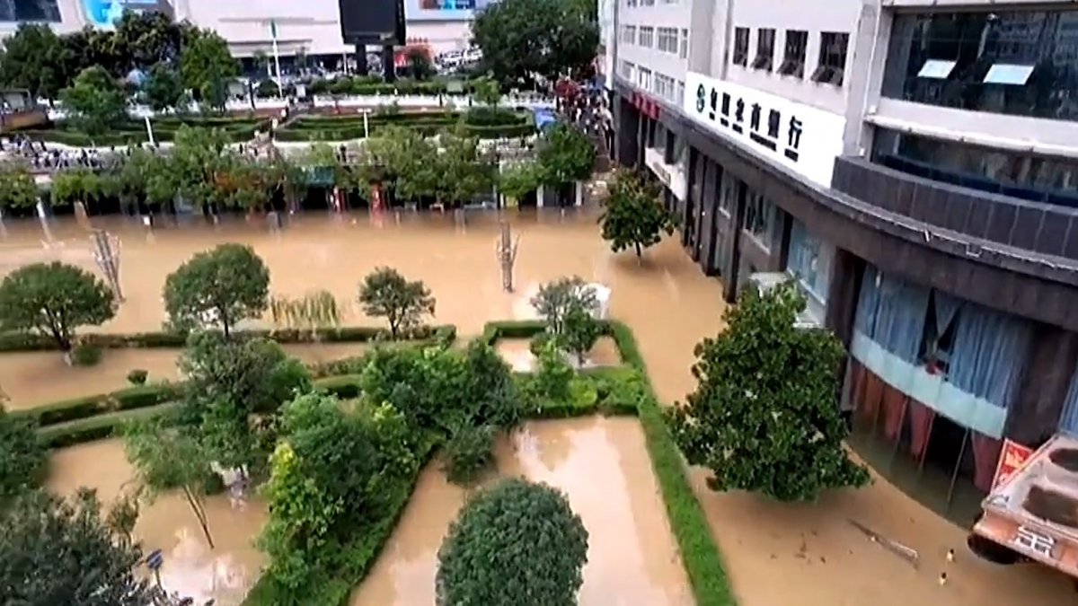  Sokaklar göle döndü  #2