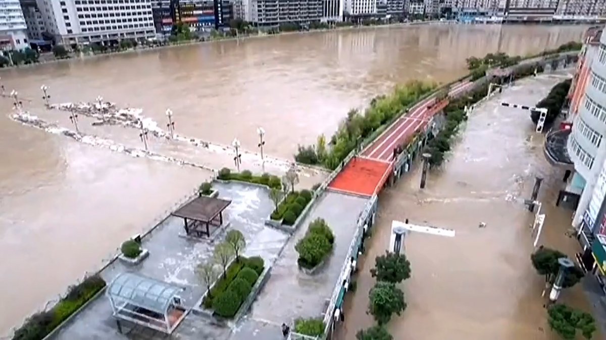  Sokaklar göle döndü  #3