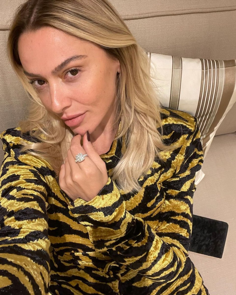 Hadise den pırlantalı paylaşım #3