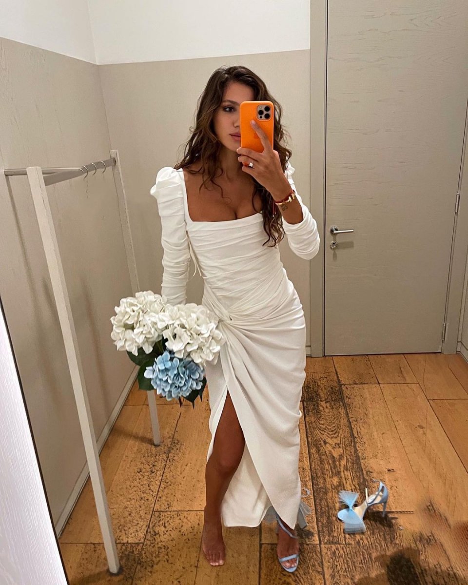 Melodi Elbirliler, gelinliklere doyamadı #3