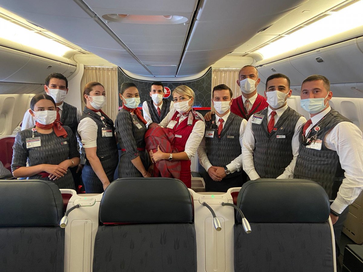 Türk Hava Yolları nın Şikago ya giden uçağında, Faslı yolcu doğum yaptı #1