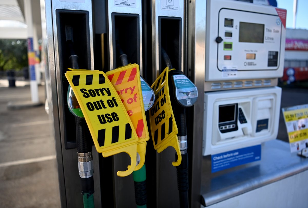 İngiltere de ordu akaryakıt dağıtımına başlıyor #1