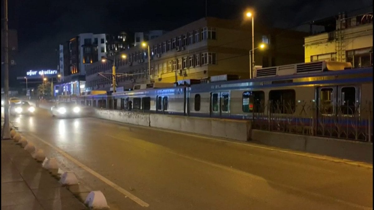 İstanbul da tramvay elektrik kablolarında arıza: Şehitlik Durağı kapatıldı #1