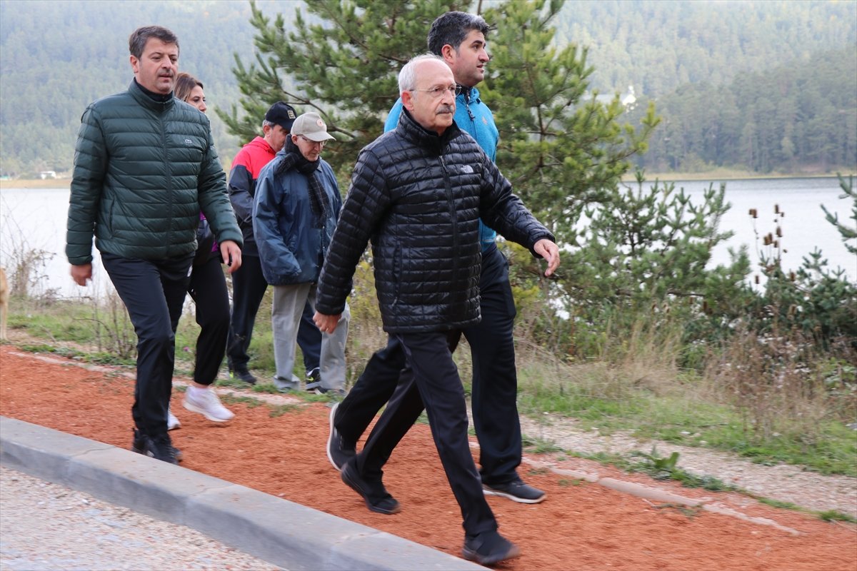 Kemal Kılıçdaroğlu, Abant Gölü nde yürüyüş yaptı #8