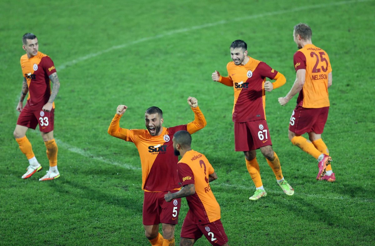 Galatasaray, Rizespor u 3-2 mağlup etti #4