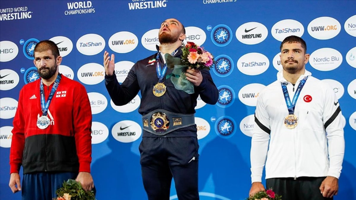 Taha Akgül, Dünya Güreş Şampiyonası nda üçüncü oldu #2