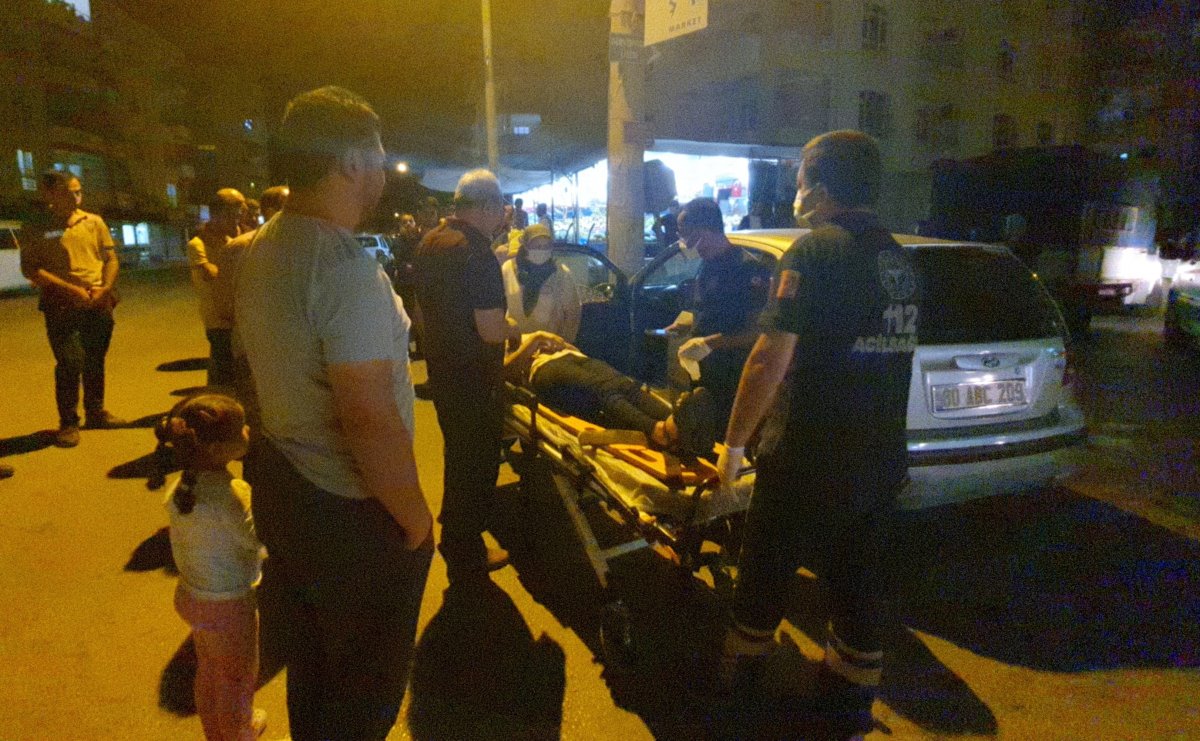 Osmaniye de iki araç çarpıştı: 3 yaralı #2