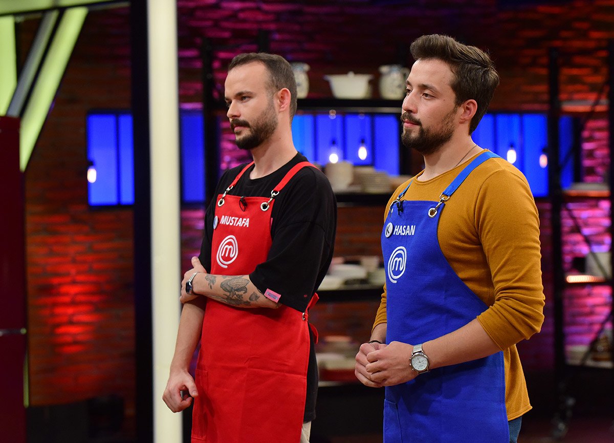 masterchef te kim kaptan oldu 4 ekim mavi ve kirmizi takim kaptanlari