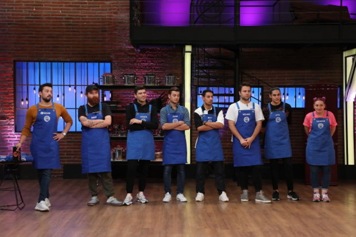 masterchef te kim kaptan oldu 4 ekim mavi ve kirmizi takim kaptanlari masterchef te kim kaptan oldu 4 ekim mavi ve kirmizi takim kaptanlari