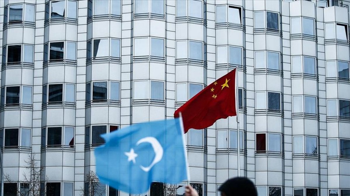 Çin in Sincan Bölgesi nde görev yapan eski polis: Uygurlara işkence ettik #1