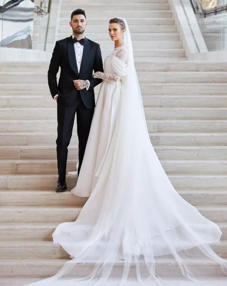 İdo Tatlıses, Yasemin Şefkatli ile evlendi #17