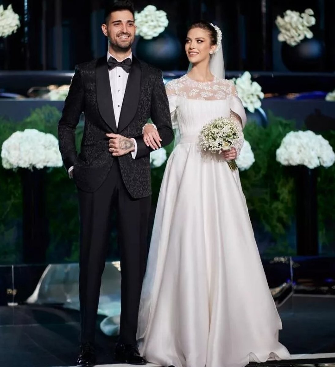 İdo Tatlıses, Yasemin Şefkatli ile evlendi #15