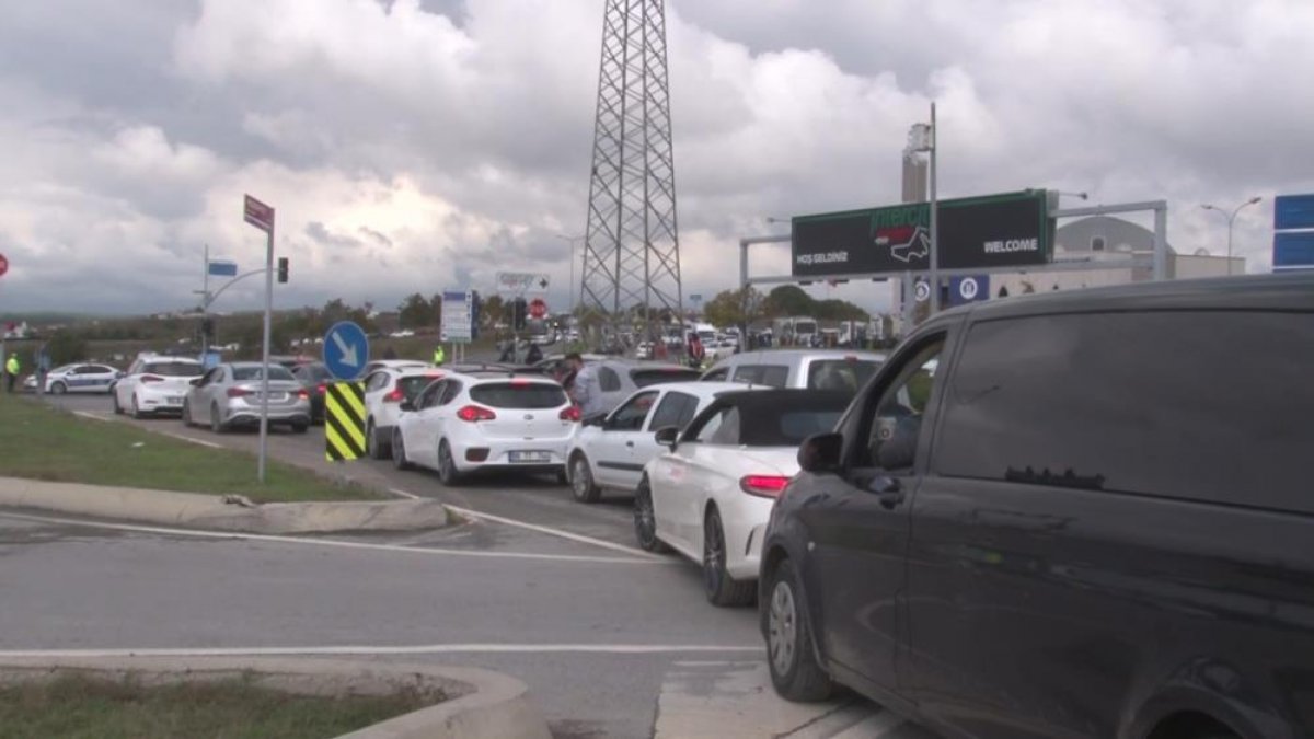 İstanbul daki Formula 1 organizasyonu trafik yoğunluğuna neden oldu #5