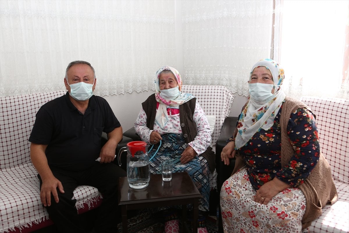 Trabzon da 106 yaşında koronavirüsü yenen Nuriye Nine den aşı çağrısı #5