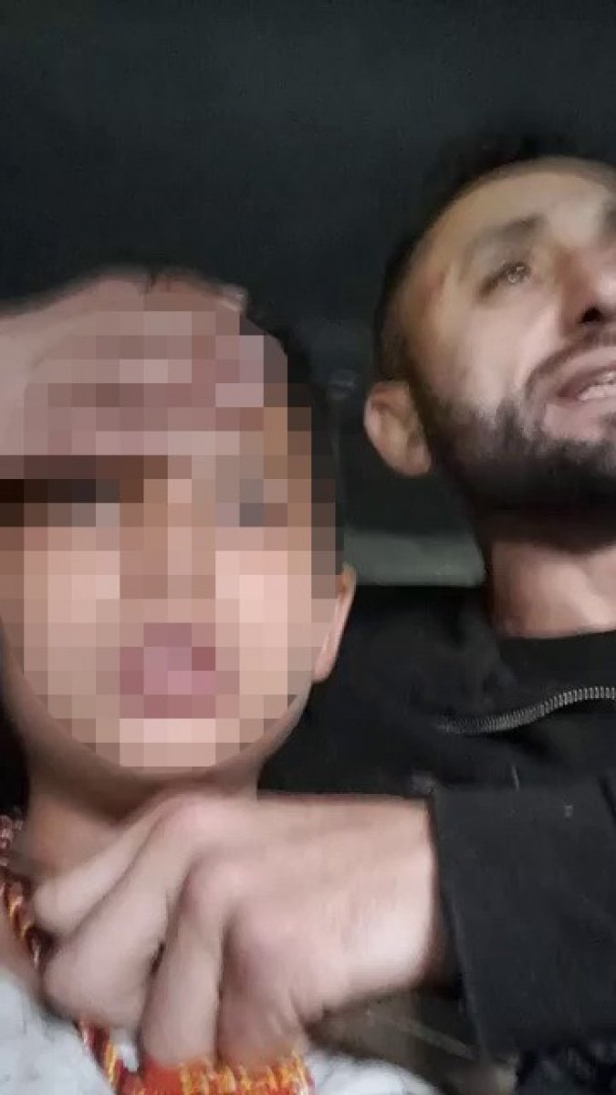 Zonguldak ta oğlunun boğazına bıçak dayayan baba ikna edildi #4