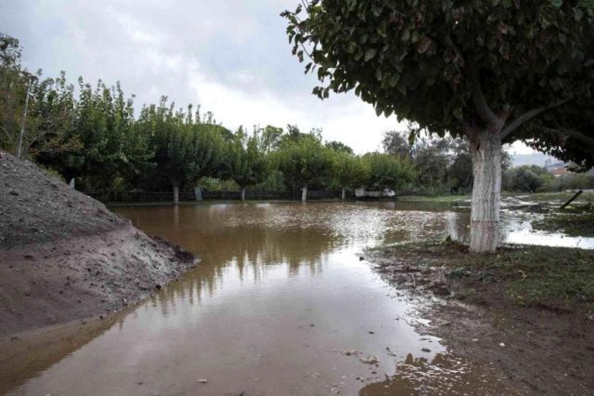Yunanistan ın Eğriboz Adası nda sel felaketi #7