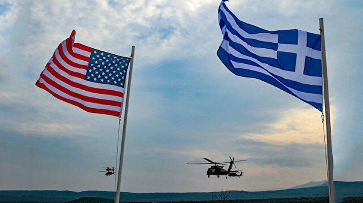 ABD, Yunanistan'a 15 tane F-15 savaş uçağı sevk etti