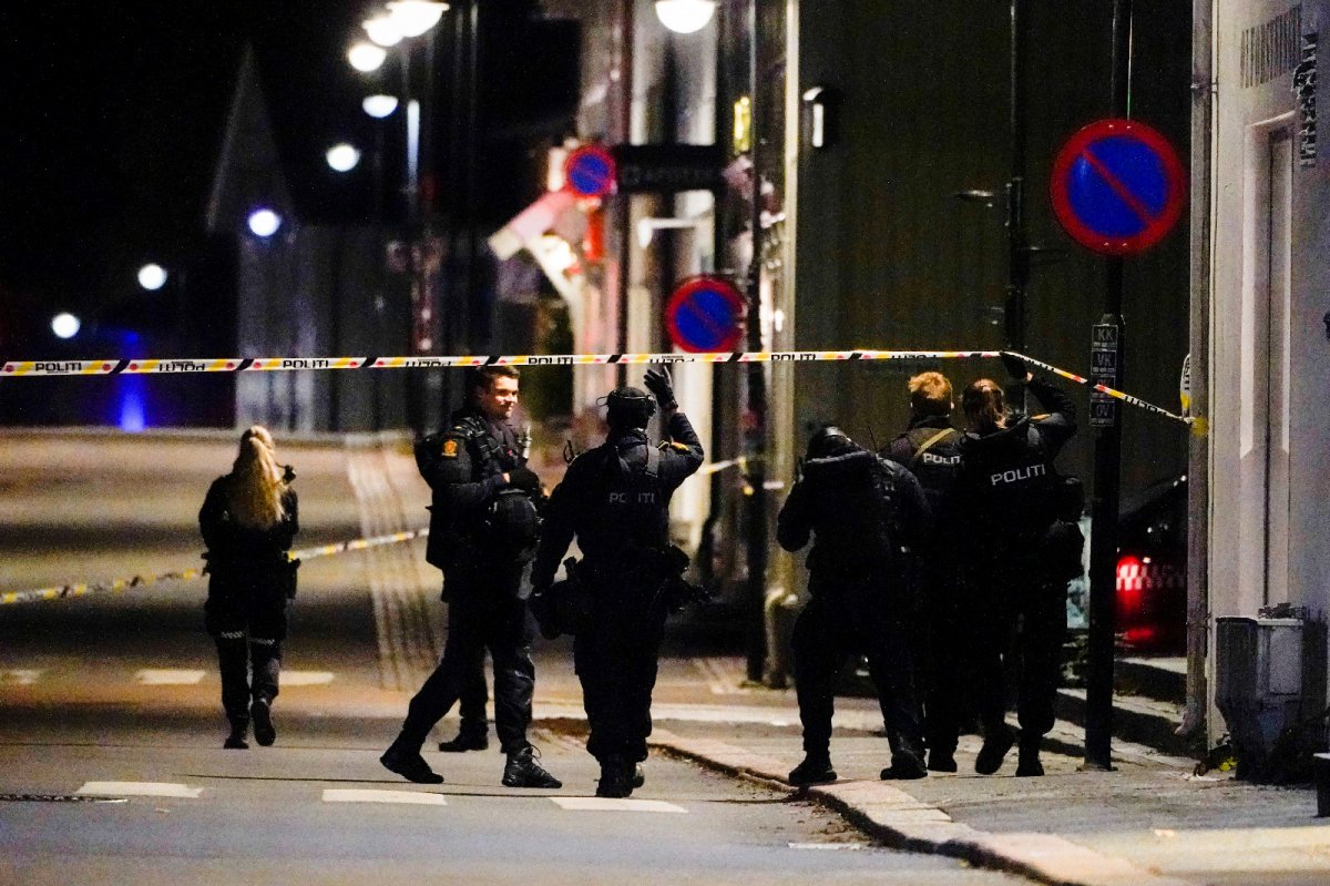 Norveç te oklu saldırı dehşeti: Çok sayıda ölü ve yaralı var #2