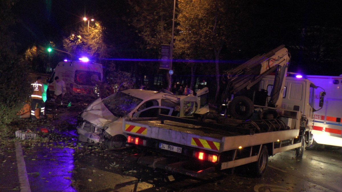 İstanbul da feci kaza: 4 yaralı #3